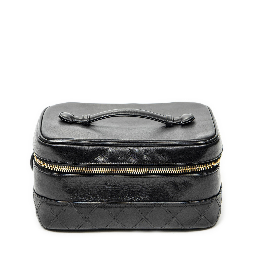 Chanel Vintage Short Vanity Case